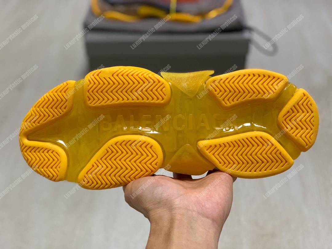 Ba*len*cia*ga triple s clear sole orange