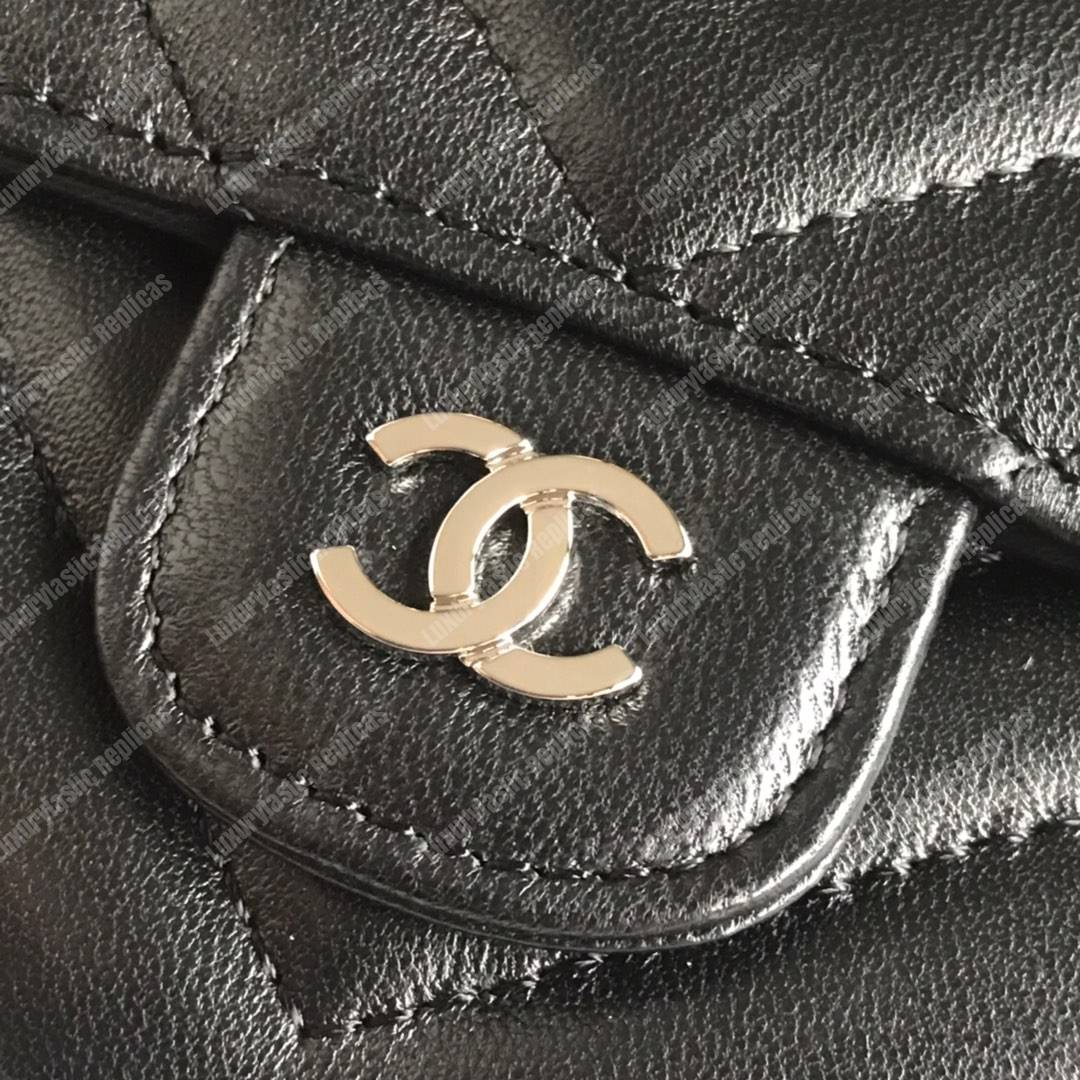 Ch*el classic long flap wallet chevron lambskin black