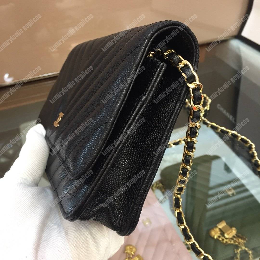 Ch*el wallet on chain – woc classic caviar gold-toned metal black