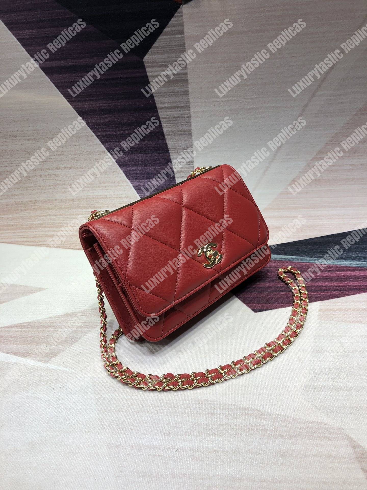 Ch*el wallet on chain – woc lambskin gold-toned metal burgundy