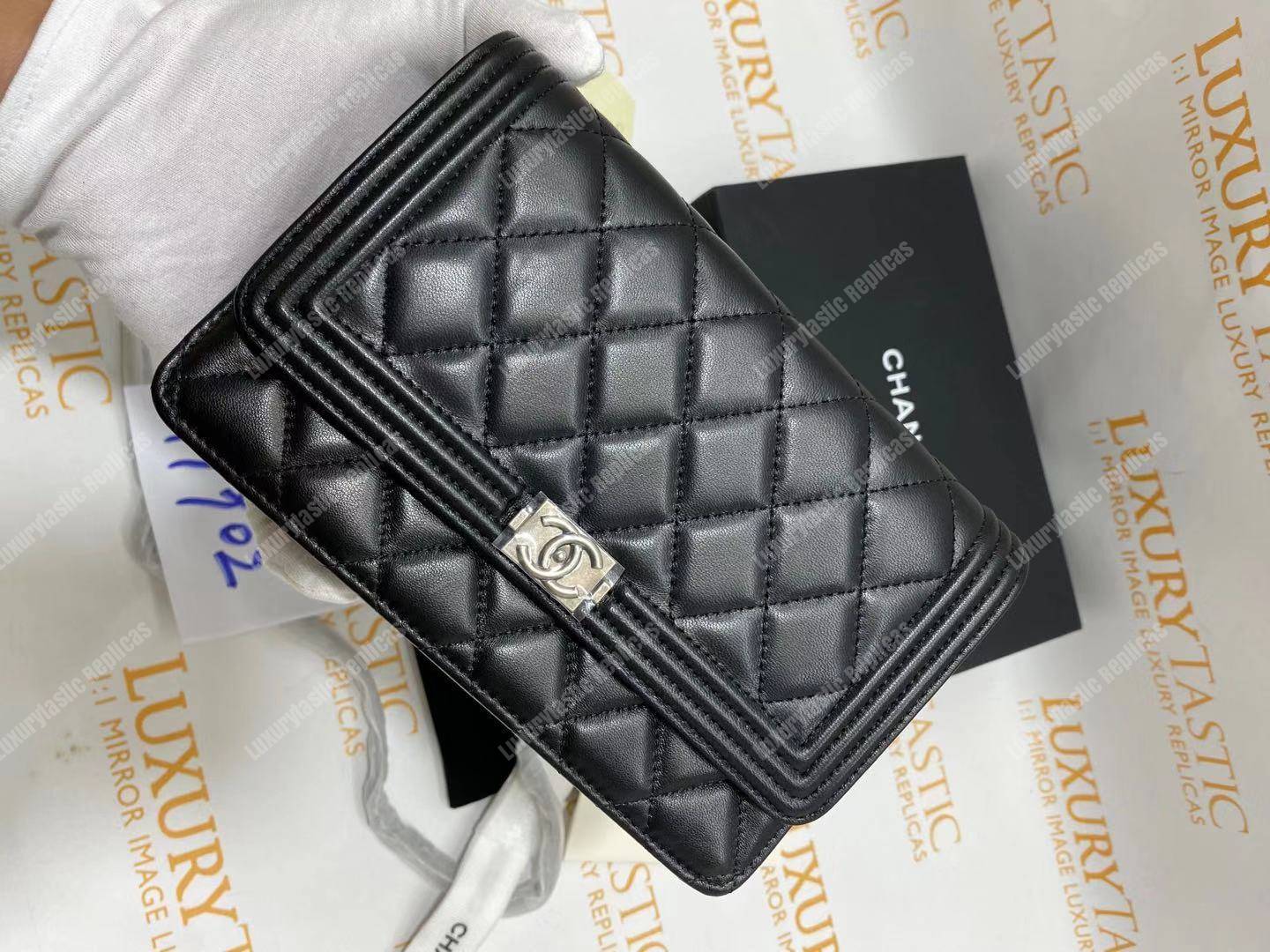 Ch*el le boy wallet on chain – woc black quilted lambskin silver-toned