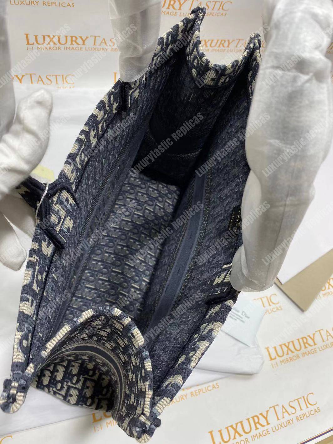 D*or book tote bag in embroidered canvas blue D*or oblique