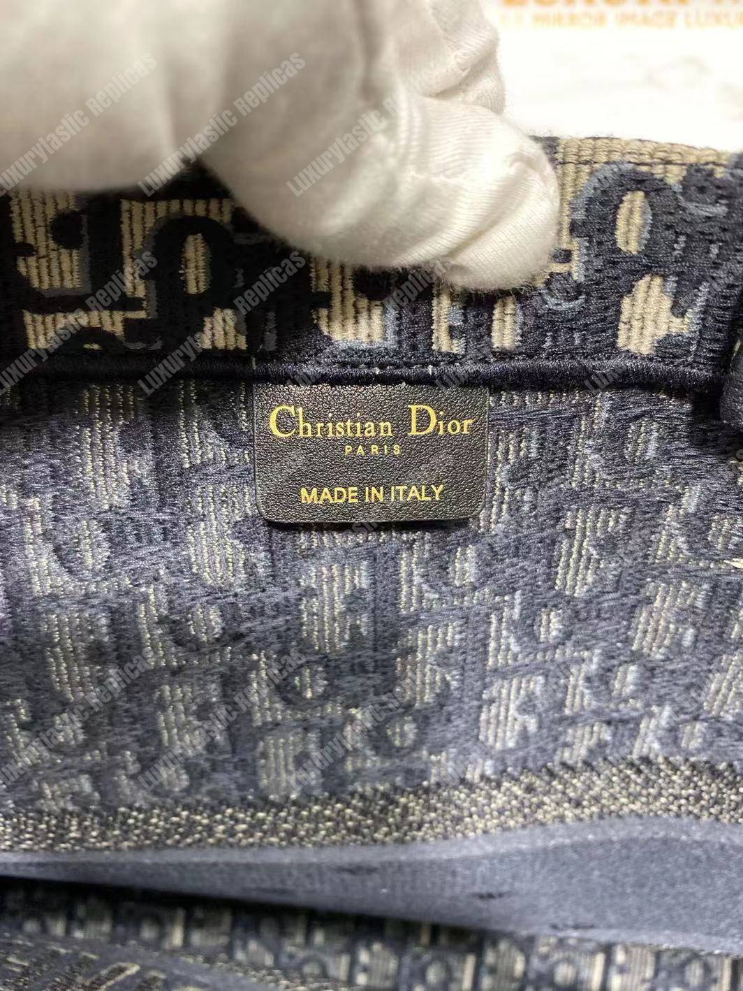 D*or book tote bag in embroidered canvas blue D*or oblique