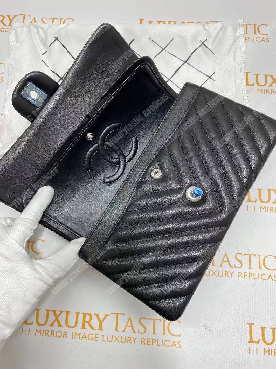 Ch*el classic medium handbag black