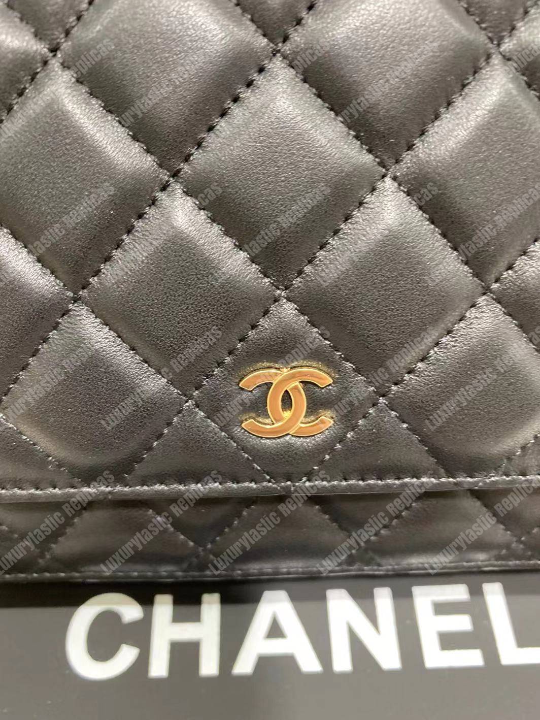 Ch*el wallet on chain – woc quilted lambskin black gold-toned