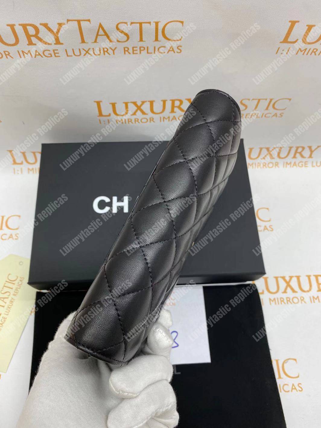 Ch*el wallet on chain – woc quilted lambskin black gold-toned