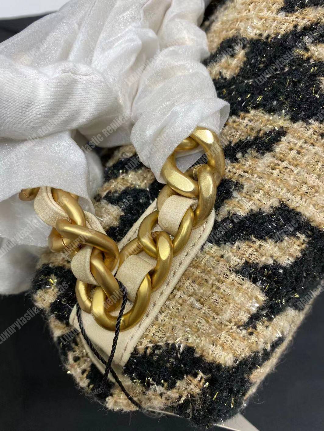 Ch*el 19 maxi flap bag tweed beige & black