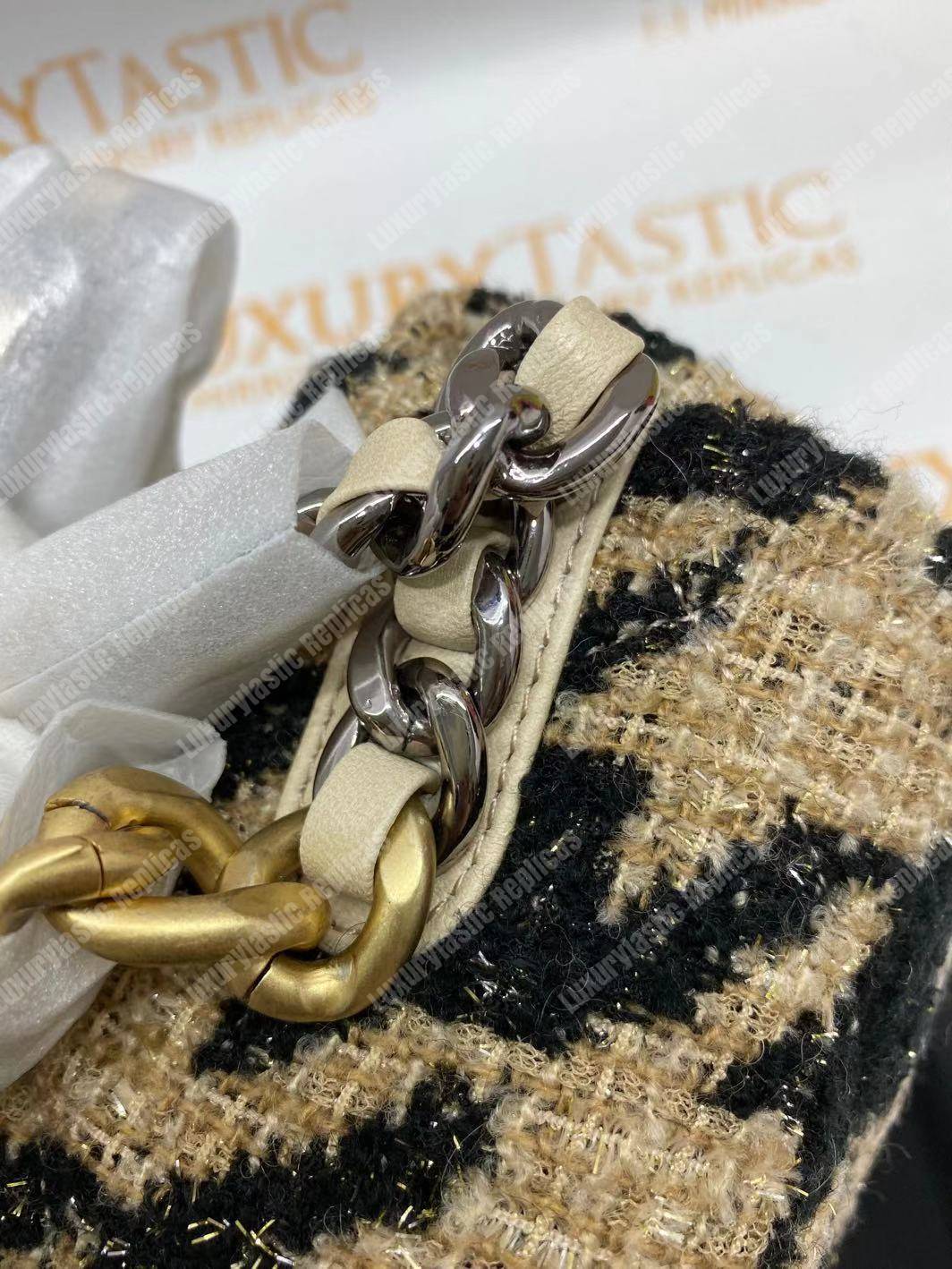 Ch*el 19 maxi flap bag tweed beige & black