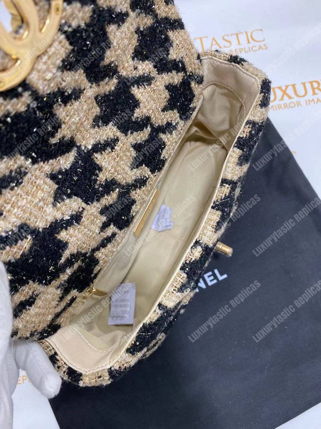 Ch*el 19 maxi flap bag tweed beige & black