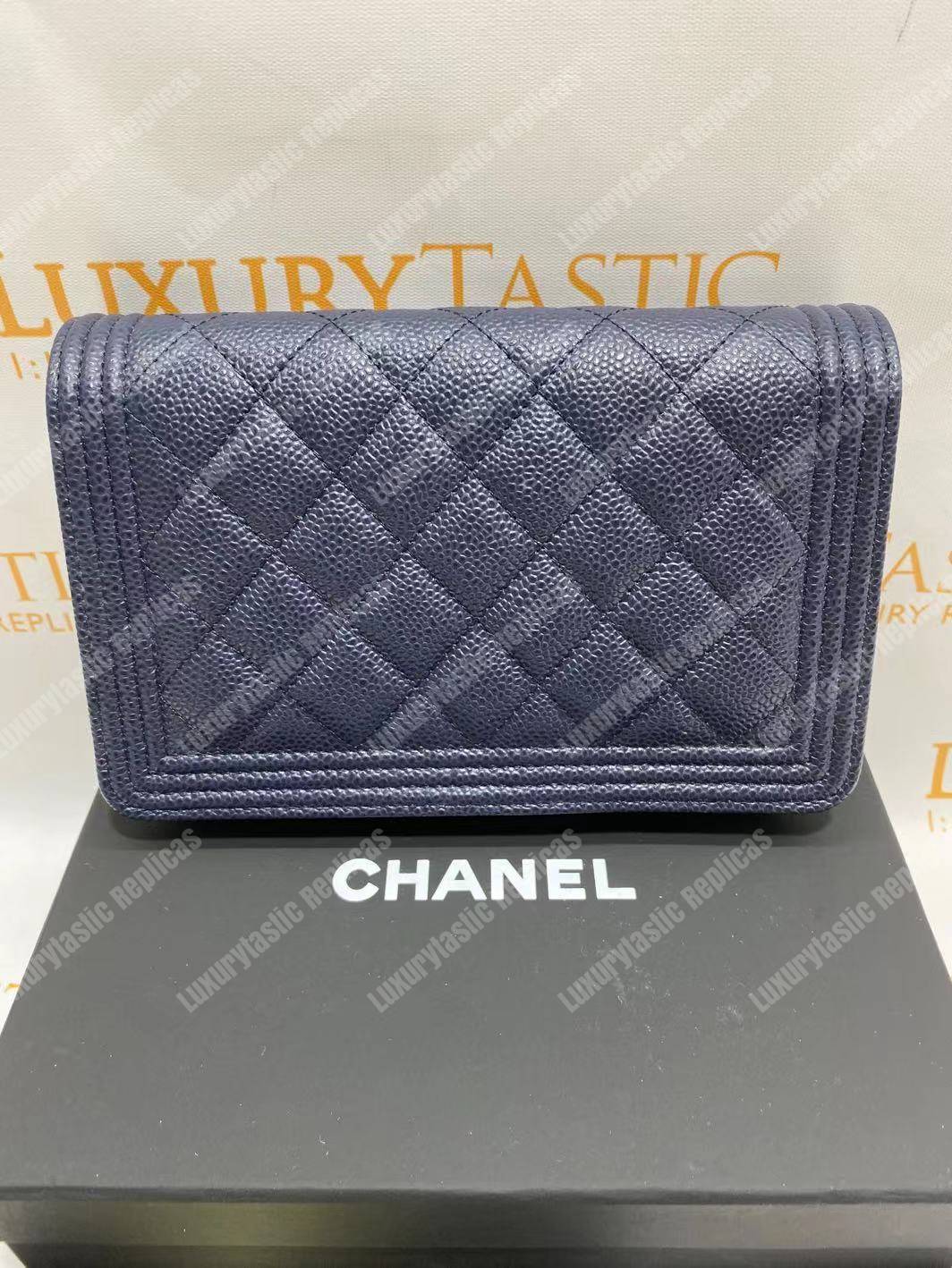 Ch*el le boy wallet on chain – woc dark blue caviar silver-toned