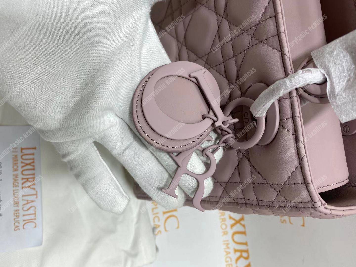 lady D*or ultra-matte medium bag pink