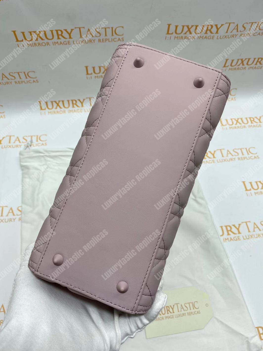 lady D*or ultra-matte medium bag pink