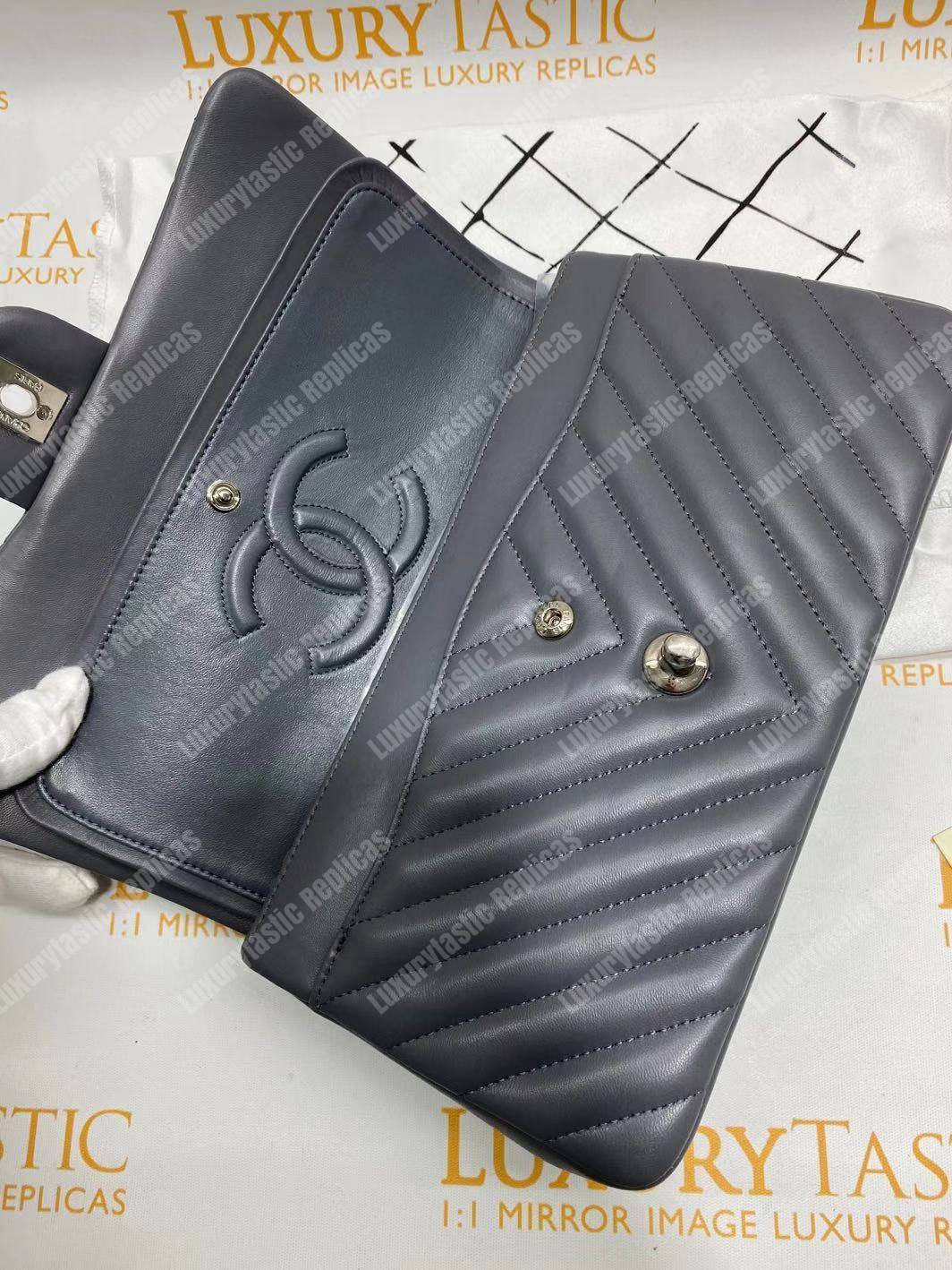 Ch*el classic medium handbag grey