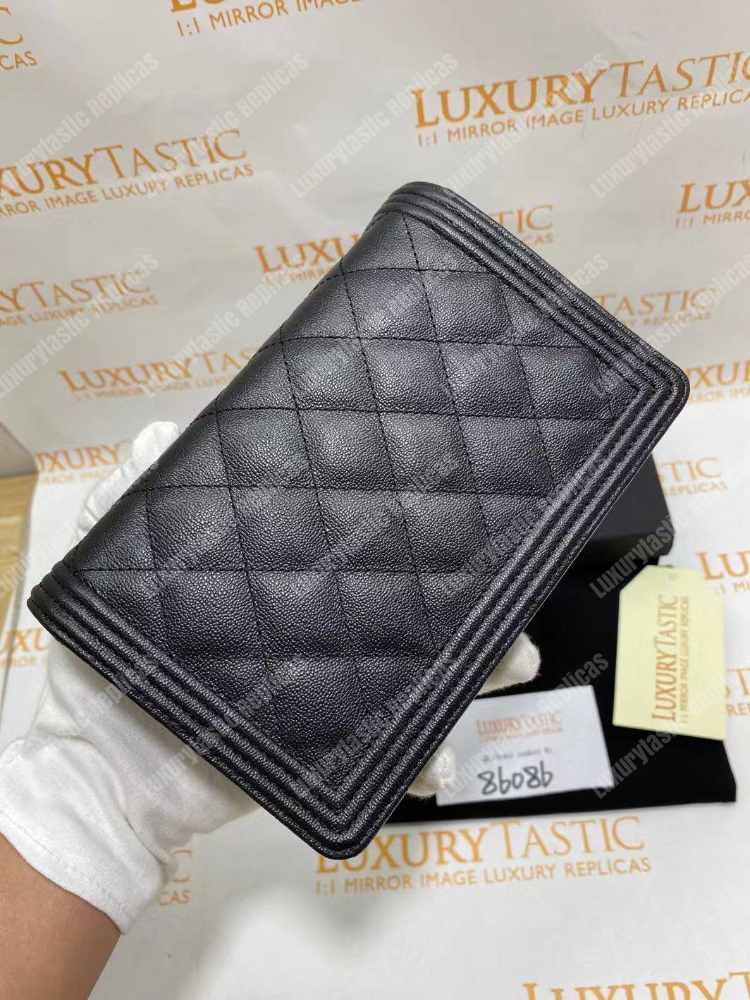 Ch*el le boy wallet on chain – woc grained calfskin gold-toned black