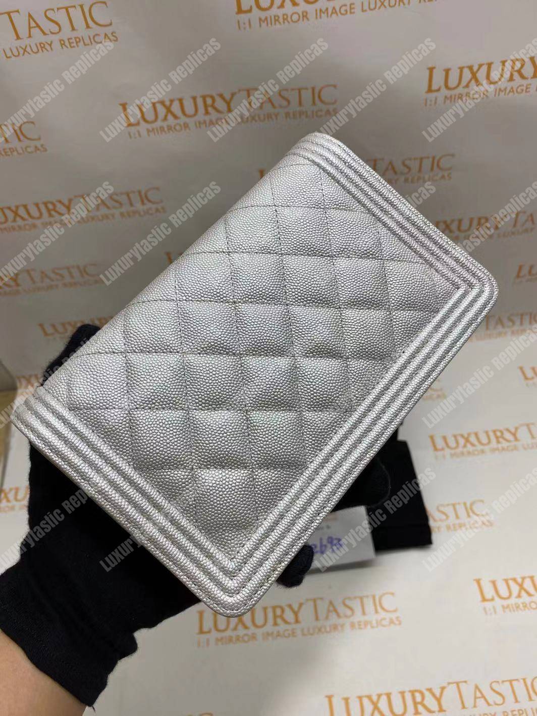 Ch*el le boy wallet on chain – woc white caviar silver-toned