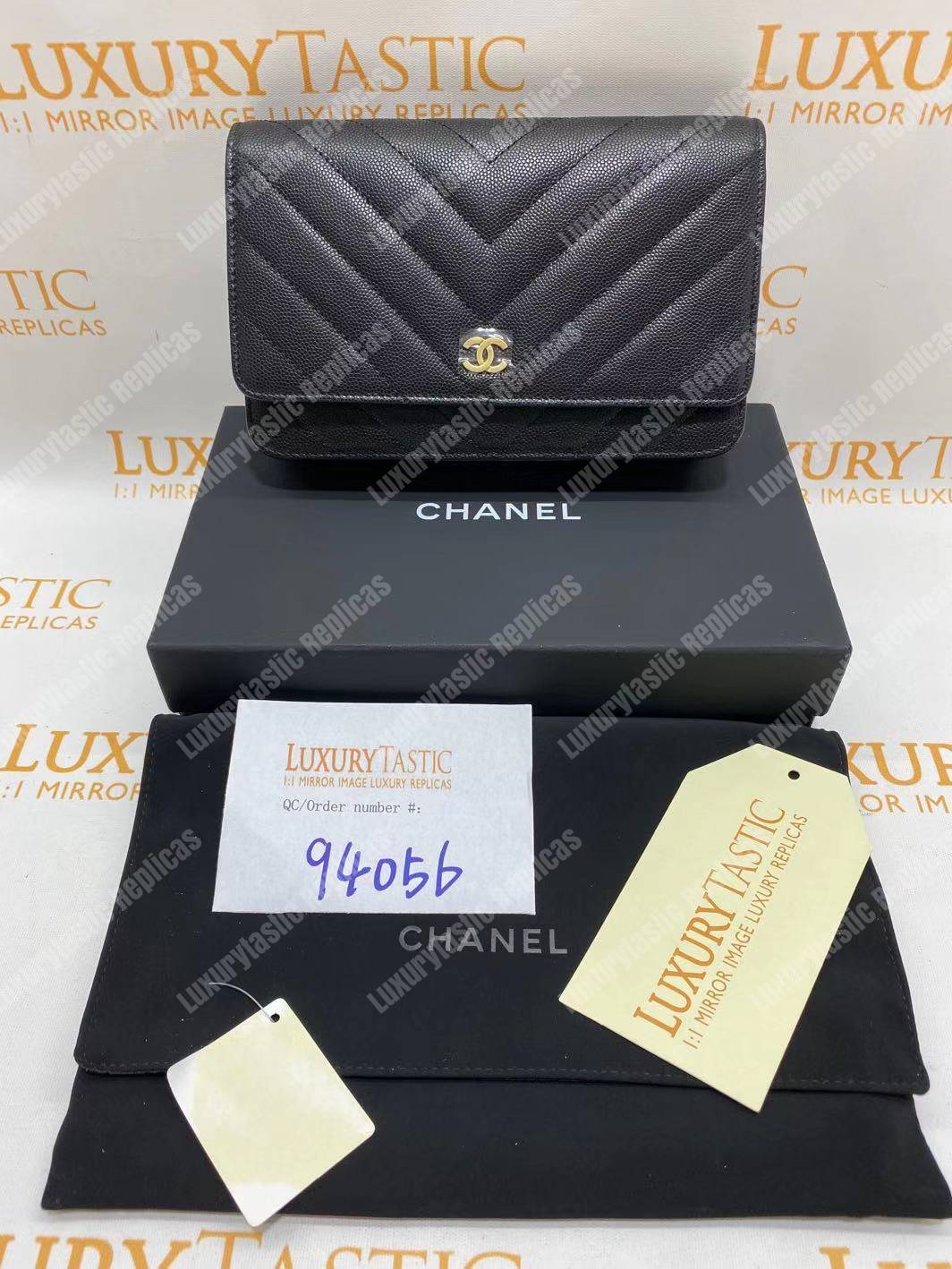 Ch*el wallet on chain – woc classic caviar gold-toned metal black