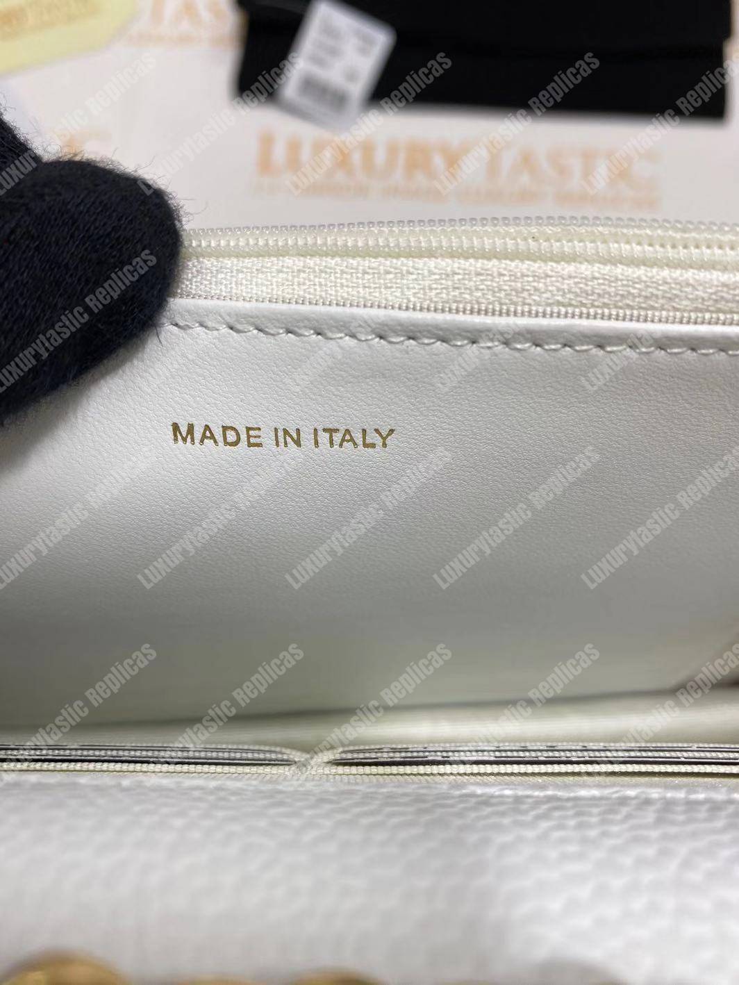 Ch*el wallet on chain – woc classic caviar gold-toned metal white