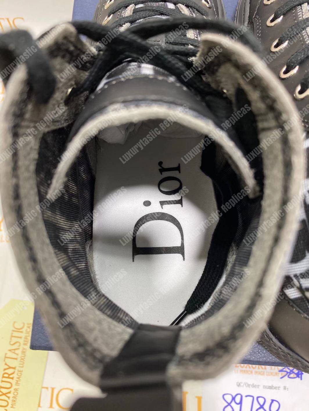 D*or “b23” high-top D*or oblique sneaker