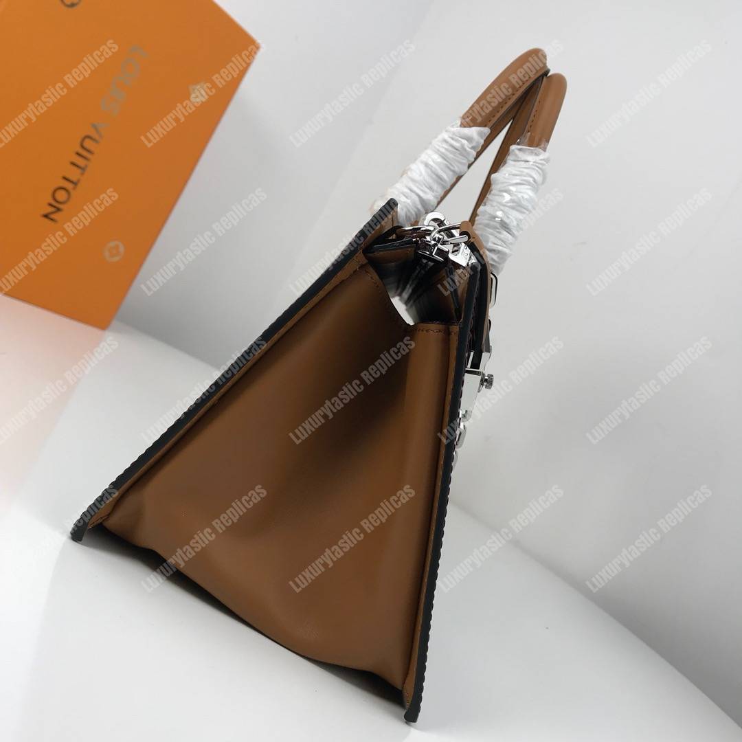 LV Monogram Vernis Sac Tricot Bag Amarante