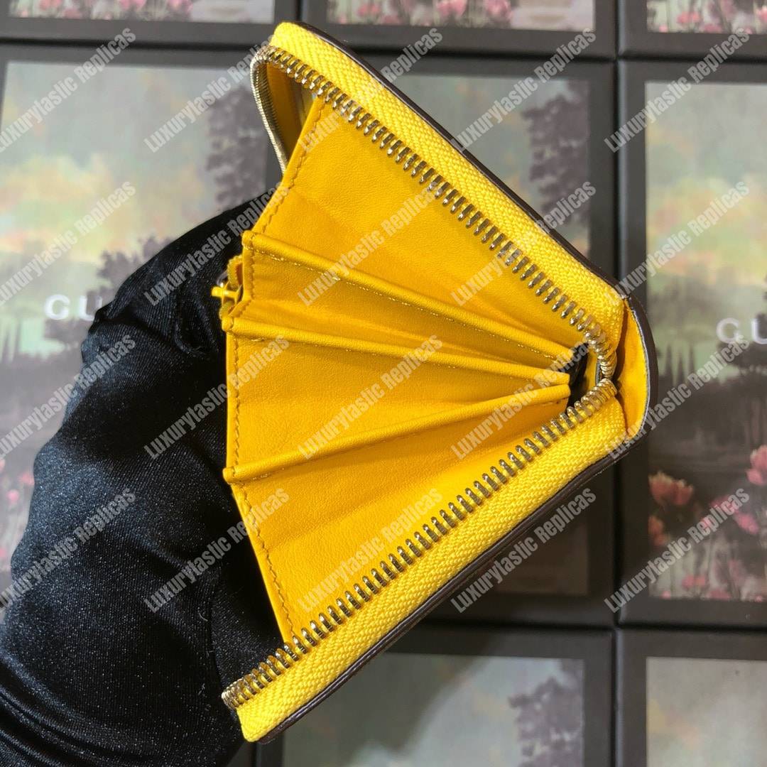 G*u*i gg sup*e zip around wallet with green bosco patch