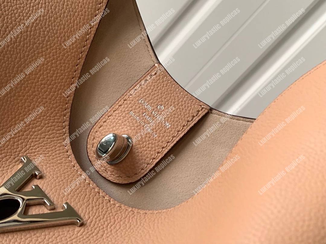 LV Lockme Hobo Beige