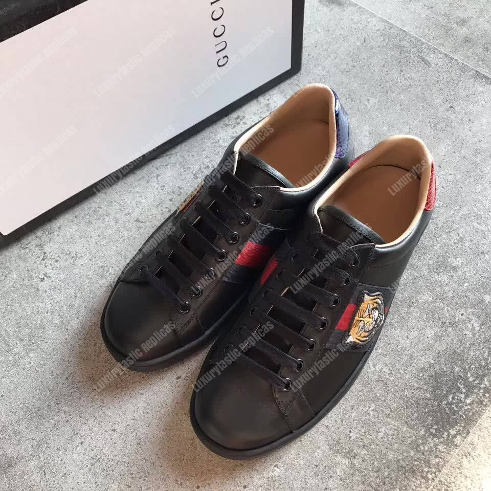 G*u*i ace embroidered tiger sneaker black