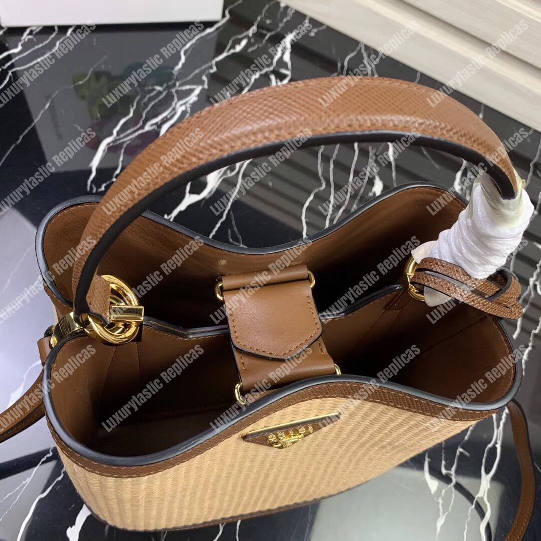 Pra*a panier medium straw bag dark brown