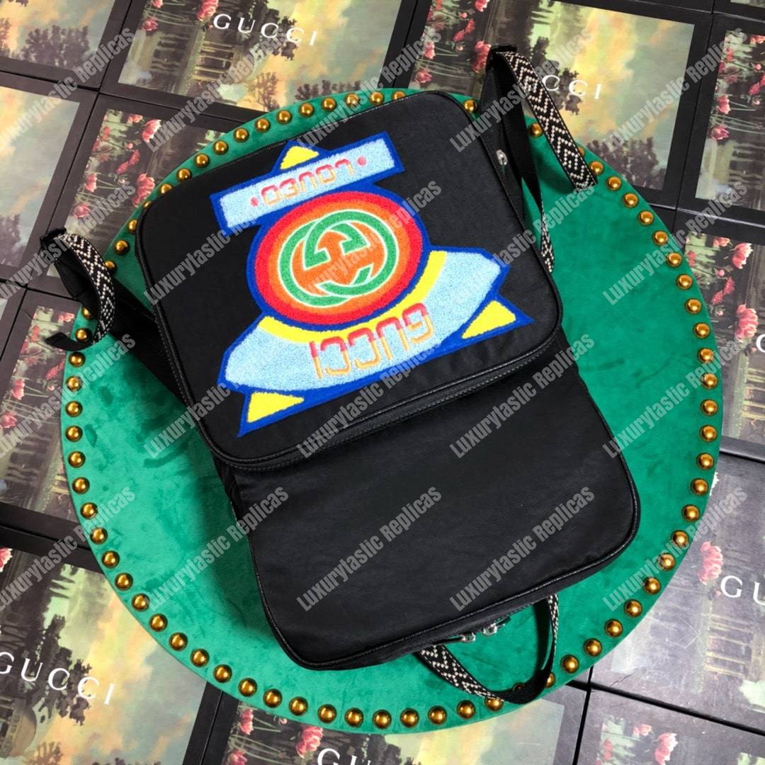 G*u*i medium backpack with G*u*i ’80s patch black