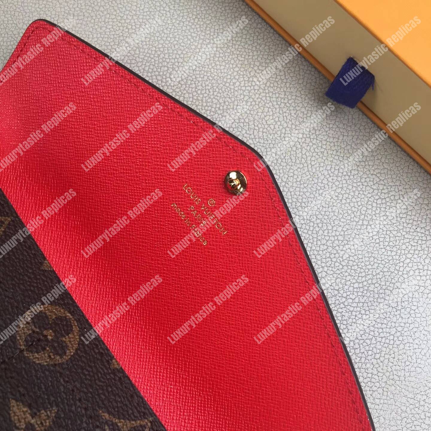 LV Sarah Wallet My LV World Tour Monogram Red