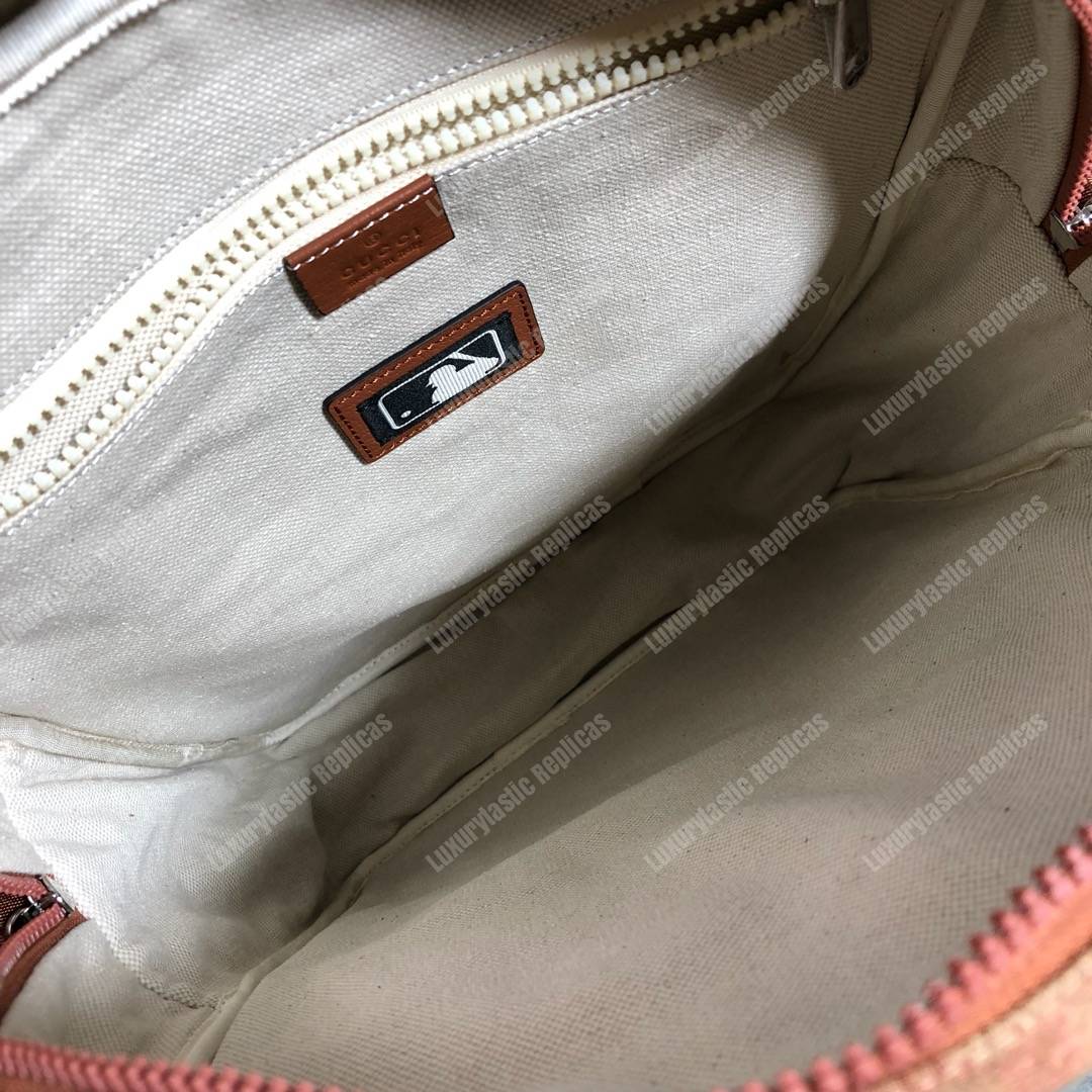 G*u*i medium backpack with ny yankees™ patch pink