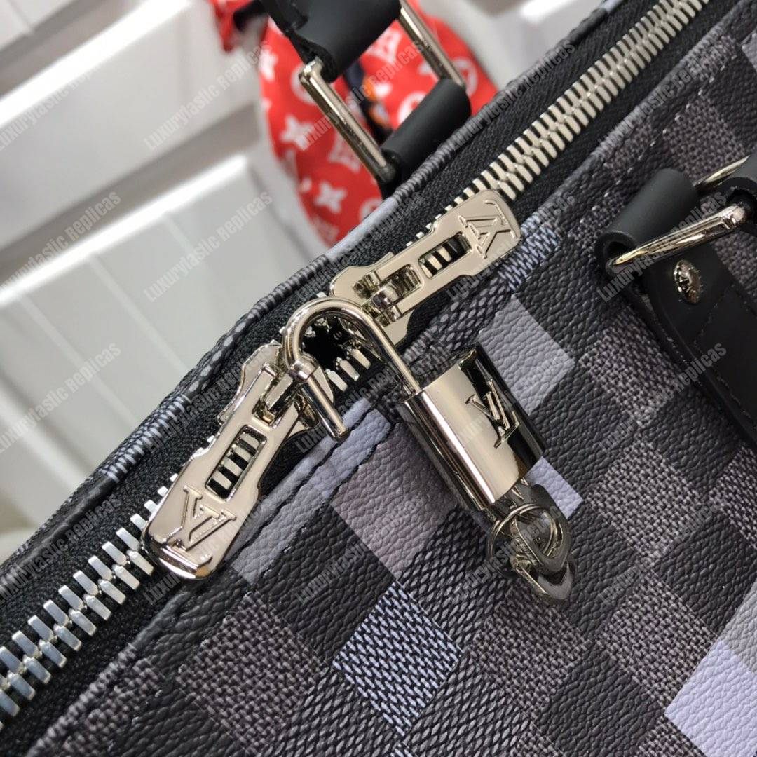 LV Keepall Bandoulière 50 Gray Pixel