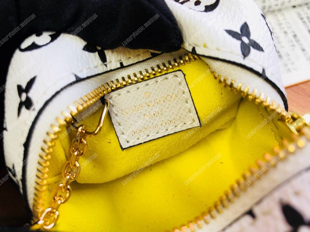 LV Porte Monnaie Cube Summer 2019 Pink