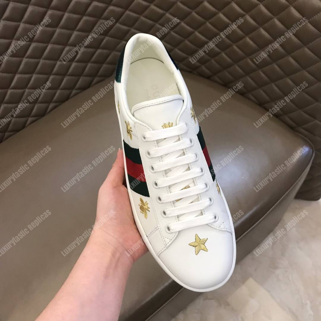 G*u*i ace embroidered bee and stars sneaker white