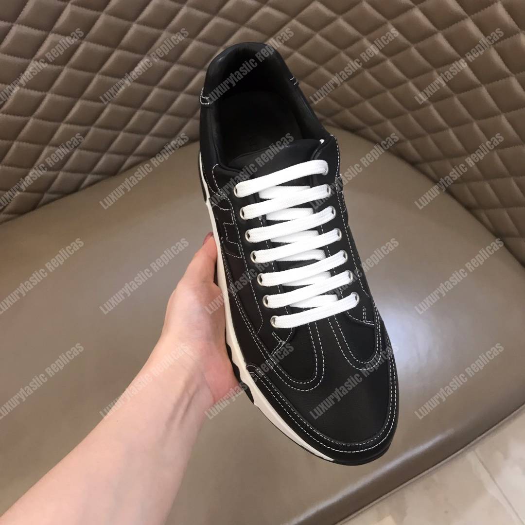H**mes trail sneaker black/white lining