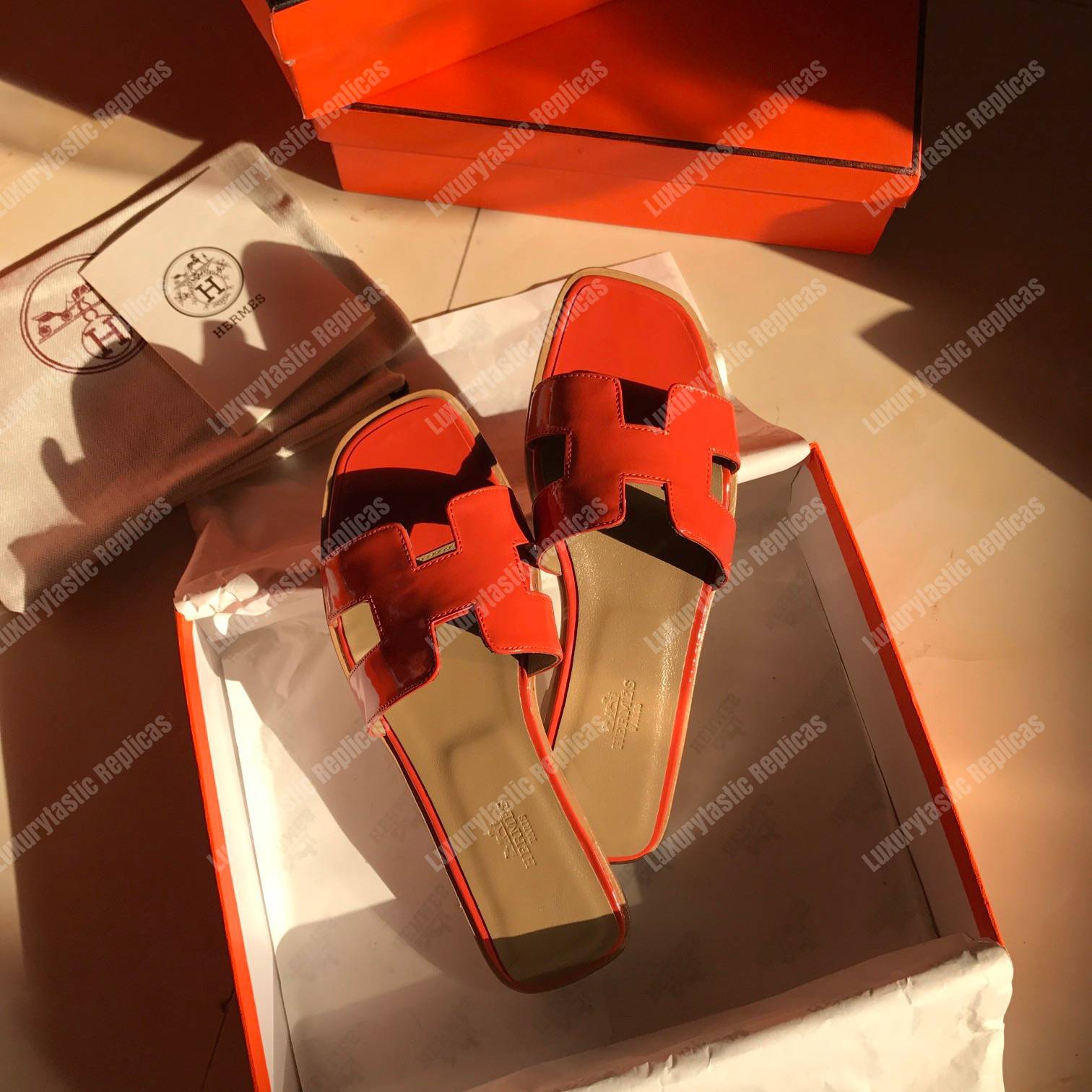 H**mes oran sandal patent leather orange