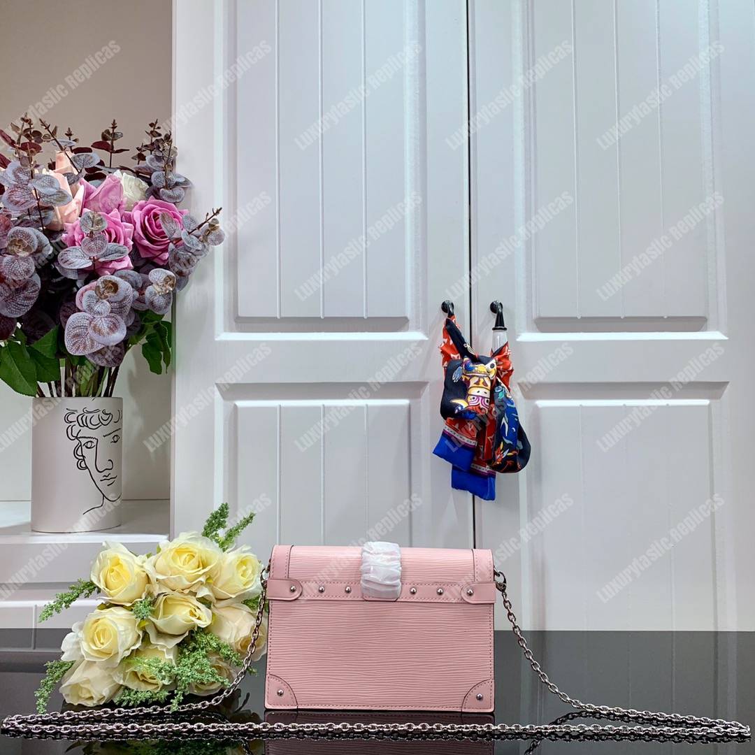 LV Trunk Chain Wallet Rose Ballerine