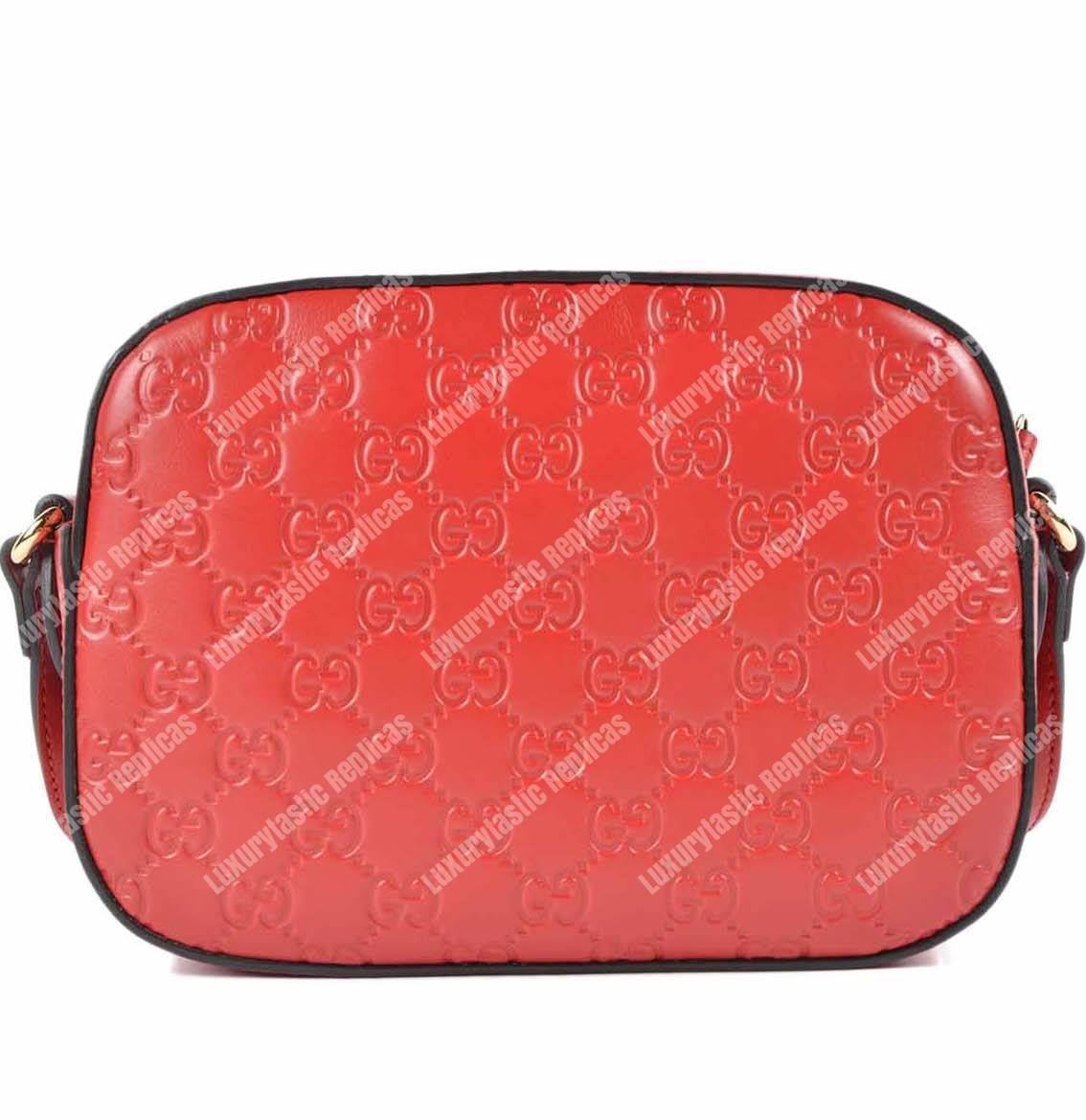 G*u*i signature linea bag red