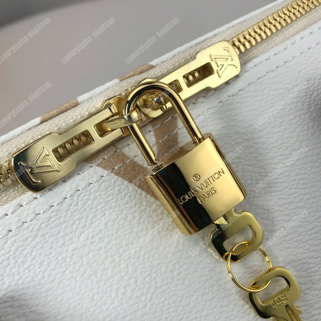 LV Speedy Bandouliere 30 Monogram Geant White