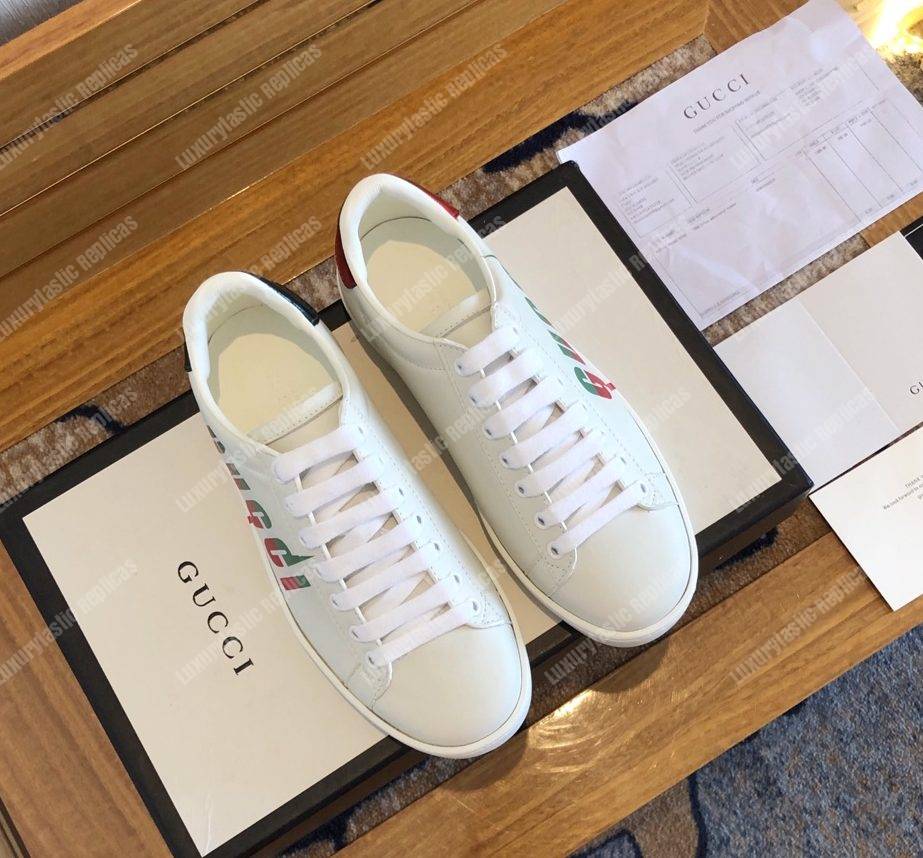 G*u*i ace sneaker with G*u*i blade white