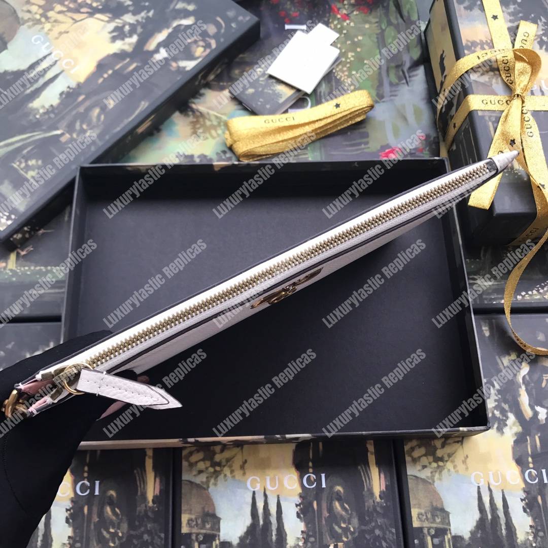 G*u*i leather pouch with bow white