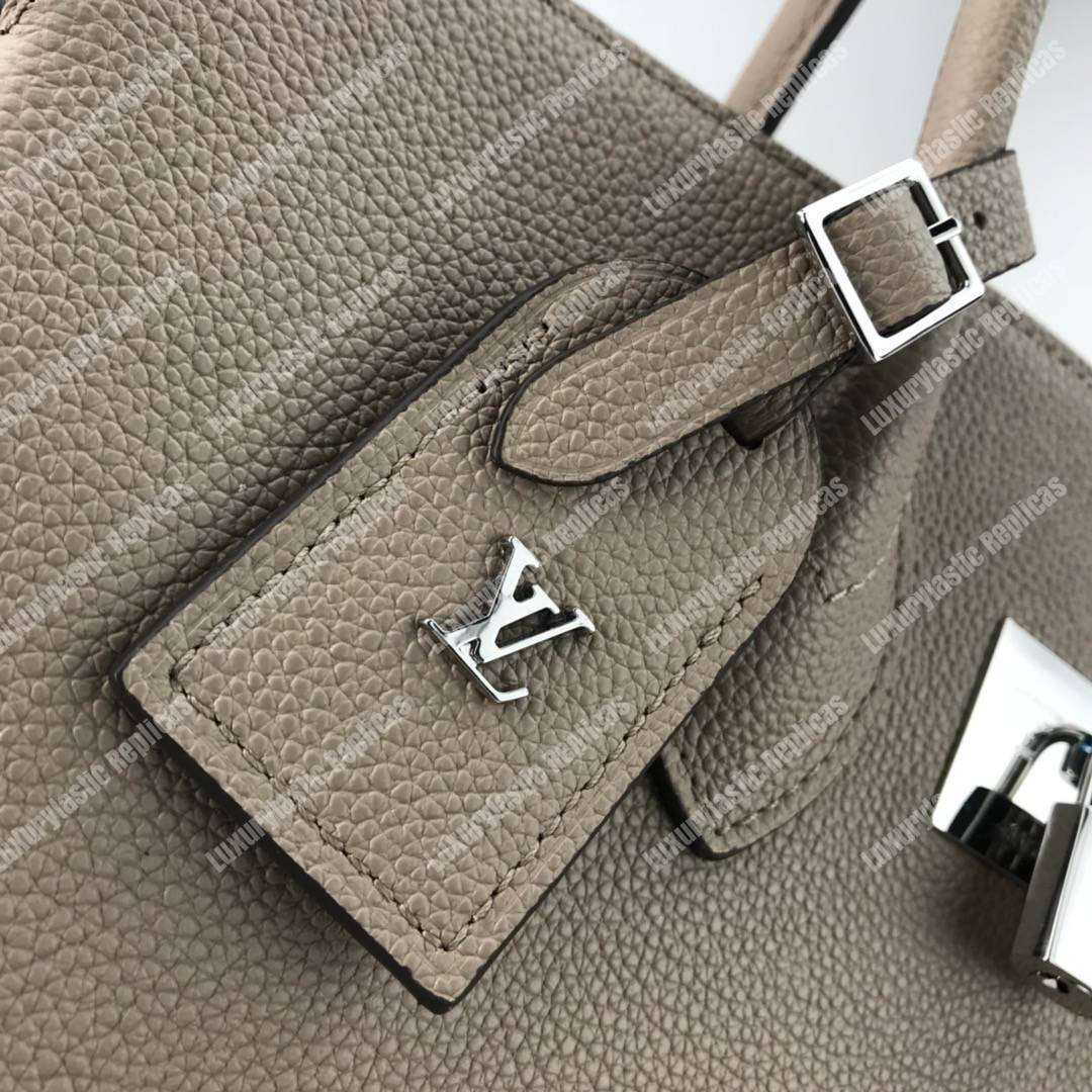 LV Milla MM Autres Cuirs Laurier