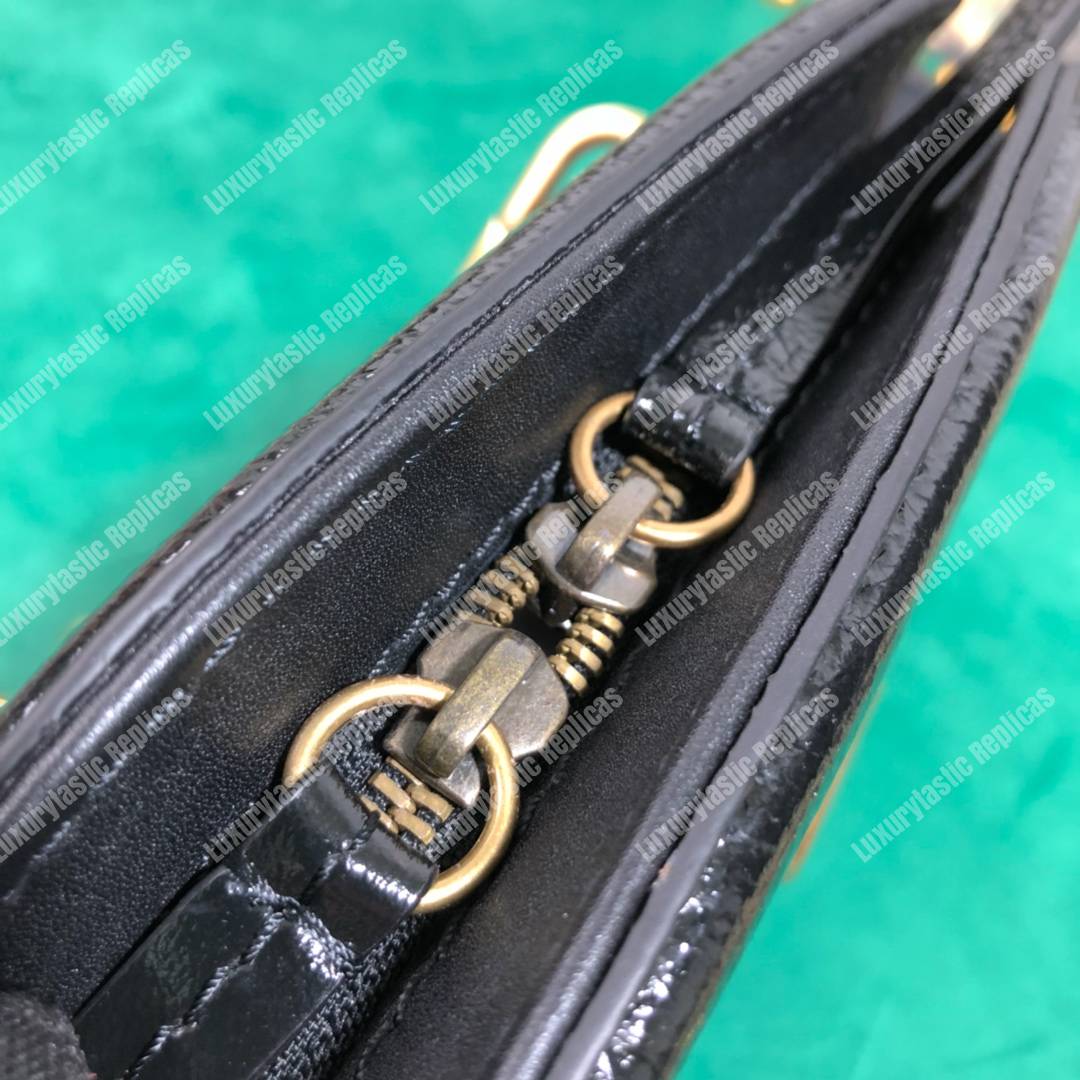 G*u*i re(belle) small shoulder bag suede red