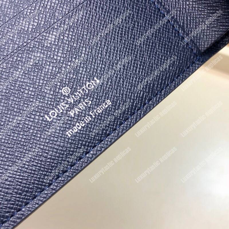 LV Multiple Wallet Epi Leather Bleu Marine