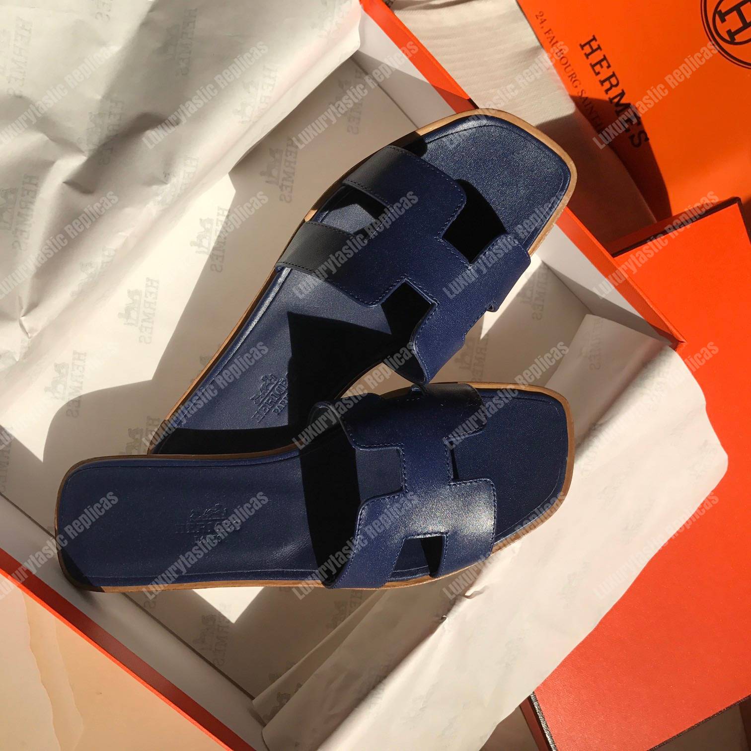 H**mes oran sandal calfskin leather marine blue