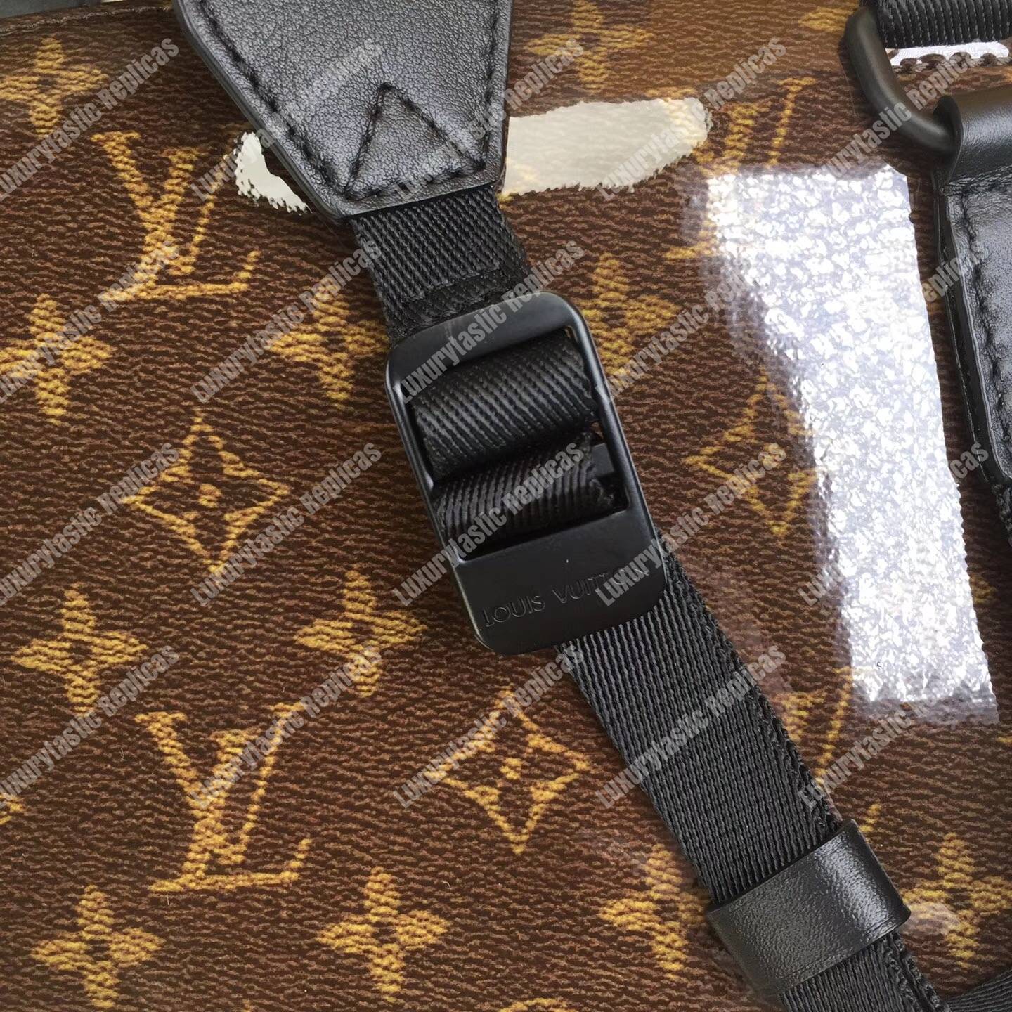 LV Messenger PM Monogram Glaze