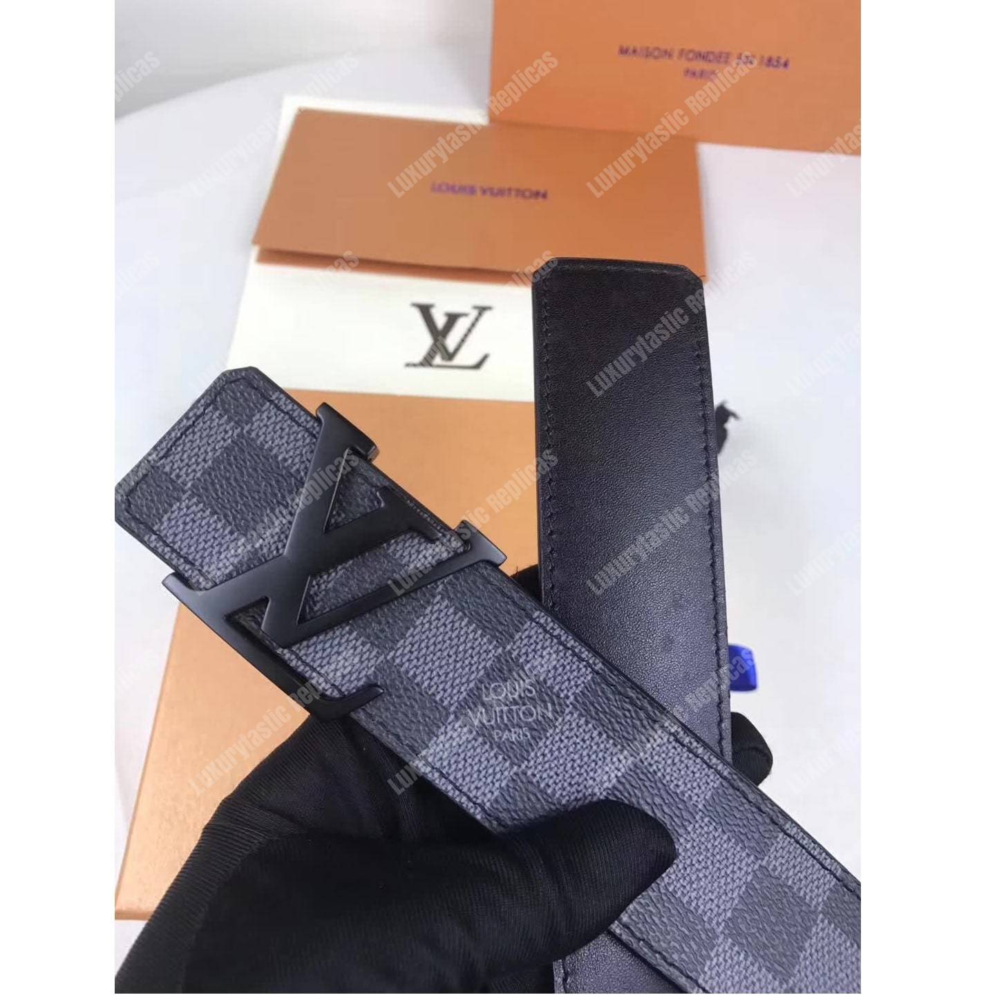 LV Initiales 40MM Damier Graphite