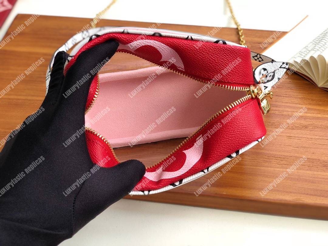 LV Beach Pouch Monogram Summer 2019 Rouge