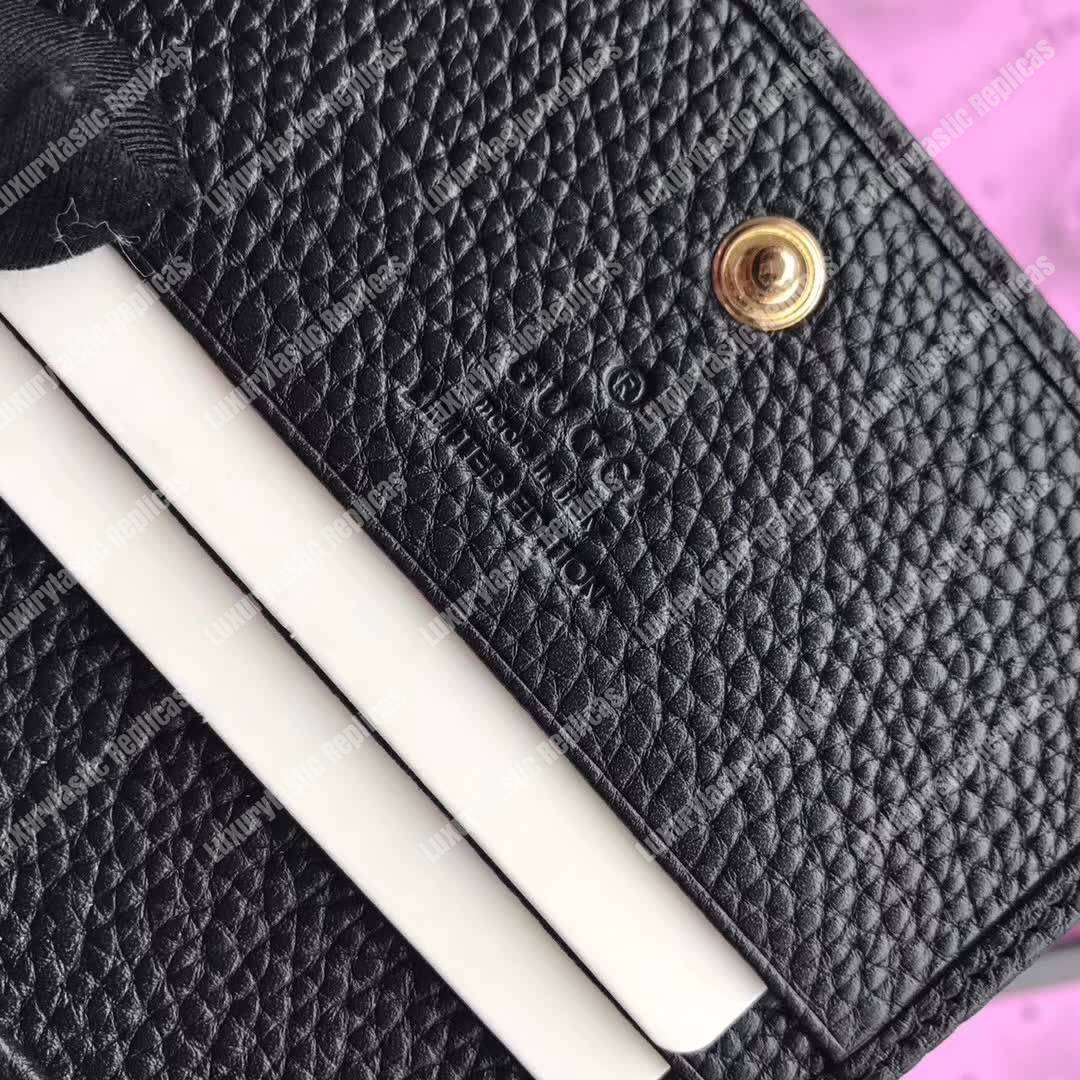 G*u*i leather card case with bosco black