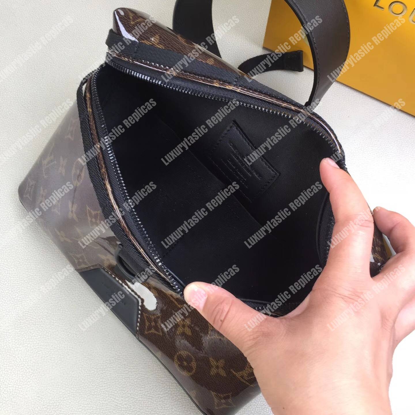 LV Messenger PM Monogram Glaze