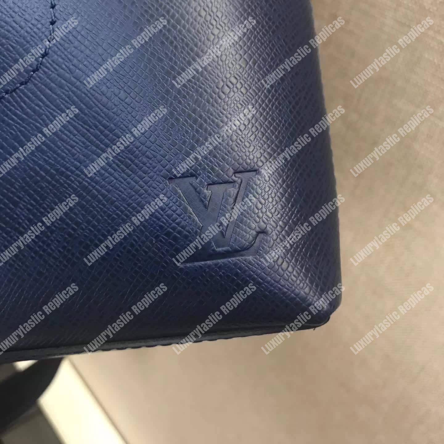 LV Taiga Grigori Messenger Bag PM Dark Blue